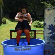 JD and Messy Andi: 6 More Days Till Halloween!