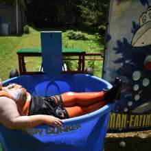 JD and Messy Andi: 6 More Days Till Halloween!