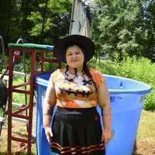 JD and Messy Andi: 6 More Days Till Halloween!