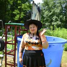 JD and Messy Andi: 6 More Days Till Halloween!