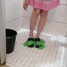 Thefetishgirl: Slime Filling Crocs