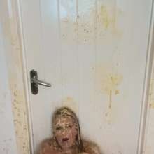 StickyVickyWAM: Sneaky Orgasm in a Load of a Mess!
