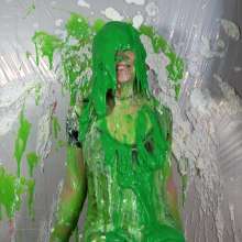 Miss Nicole: Submissive Girl Fairy Is Trashed by Misstress Nicole