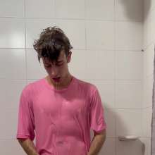 WETColours: Super Wet in the Shower in Pink T-shirt with Mega Shampoo