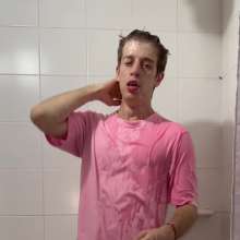 WETColours: Super Wet in the Shower in Pink T-shirt with Mega Shampoo