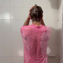 WETColours: Super Wet in the Shower in Pink T-shirt with Mega Shampoo
