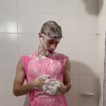 WETColours: Super Wet in the Shower in Pink T-shirt with Mega Shampoo