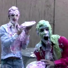 uppercrust: 2 guys and a table of pies,cake and gunge!