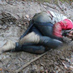 Adventureinwellies: Muddy horror tale (Brook and the Bear)