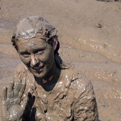 LisaMoomin: Steffi Back In The Mud!