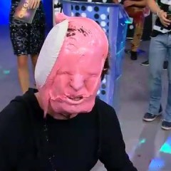 noeldavid: [Chega Mais] Model Getting Pied Best Picture