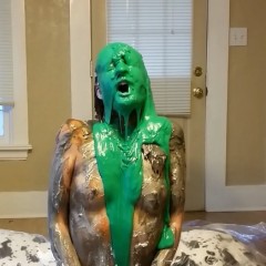 MessyMissMarie: Messy Miss Marie having a sweet time