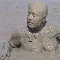 FOXY: video mud Aurore available