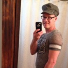 Jonnie Bayne: How hot do I look in girls clothes?