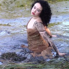 DIDVP_Leila: Real behind the scenes footage of a trash the dress shoot