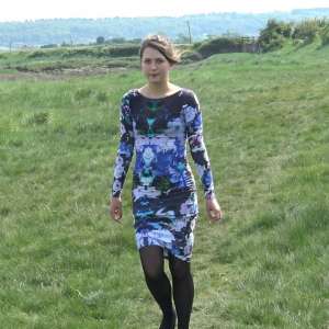 LisaMoomin: Georgina In A Tight Flower Dress