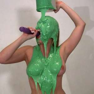 Messygirl: Pics from 4 New Messygirl Downloads