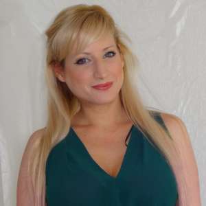 www.messy-jessie.com: New Messy Cherry/Messy Jessie UK Sessions and Worldwide Customs to book!