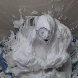 Jayce: Jayce submerges in Tons of some stringy, smooth foam!