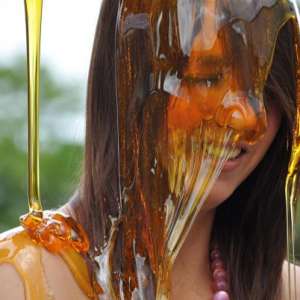 Wiseman: Girls covered honey
