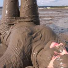 LisaMoomin: Lots Of Mud Updates.