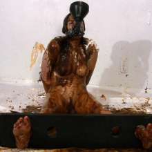 Messygirl: Pics From Two New Messygirl Downloads