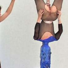 FOXY: videos with Mina suspended and Marion