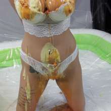 GirlsGetGunged: The classic game of Guess the Mess, but with added bondage!