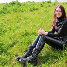 DungeonMasterOne: New download: Chastity mud-sliding in shiny black PVC jeans!