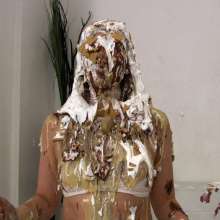 Messygirl: Pie Hits Vol. 9: Sloppy Pies