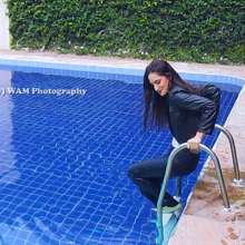 WAM Photography: Manu Discovers Wetlook... and gets the hang of it