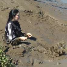 DungeonMasterOne: Download: Veronica Ravenblack's Adidas Mudbath!