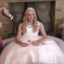 CandyCustard: CD Kirsty in Gross Mess Bridal Session!