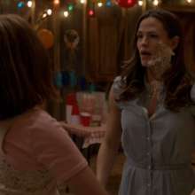 Pinhead: Camping: Jennifer Garner cake fight