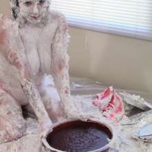 PieGuy99: Pictures from new video of sexy and messy Amilia!