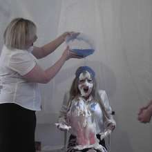 RevSlymsford: Messy Jessie Takes the Lot!