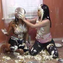 RevSlymsford: Just Pies 8: Over 100 Non Stop Pie Hits
