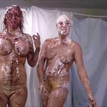 RevSlymsford: Louise + Axa:Pies, cakes, yogurt, rice pudding, chocolate + 2 epic gungings
