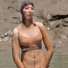 FOXY: Pantyhose encasement with Julia