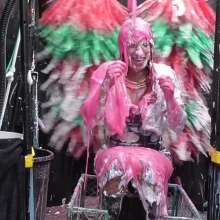 LiquidX: Karen's Job Interview (Pies) and Clean off (Carwash)