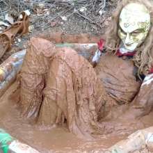 Wetlook Doll: Mud Dress Sevilhana