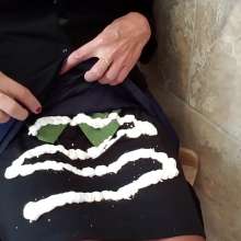 MadelineOasis: Oasis Video--Trashing a Nice Suit With Shaving Cream