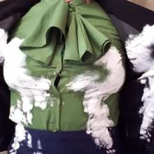 MadelineOasis: Oasis Video--Trashing a Nice Suit With Shaving Cream