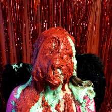 mrsbee: Bee's Holiday Shoot!  Angel wings, red and green slime, oh my!