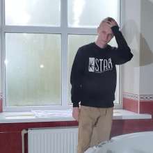 Wet Live Team: Artyom and the Mess in the Bathroom!