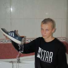 Wet Live Team: Artyom and the Mess in the Bathroom!