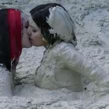 Mninblk7: Let's Just Make Out