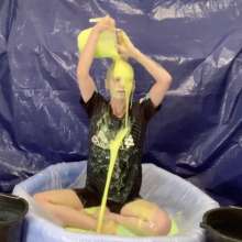 TheGungeZone: Lola's Messy Football Gunging