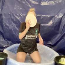 TheGungeZone: Lola's Messy Football Gunging