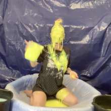 TheGungeZone: Lola's Messy Football Gunging